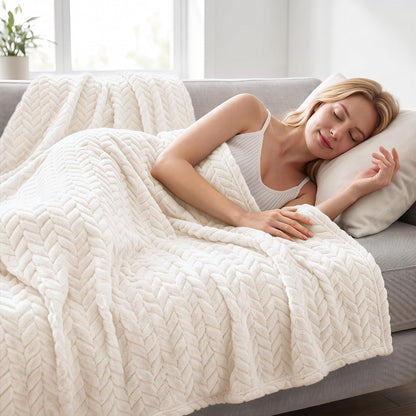 Plush Jacquard Throw