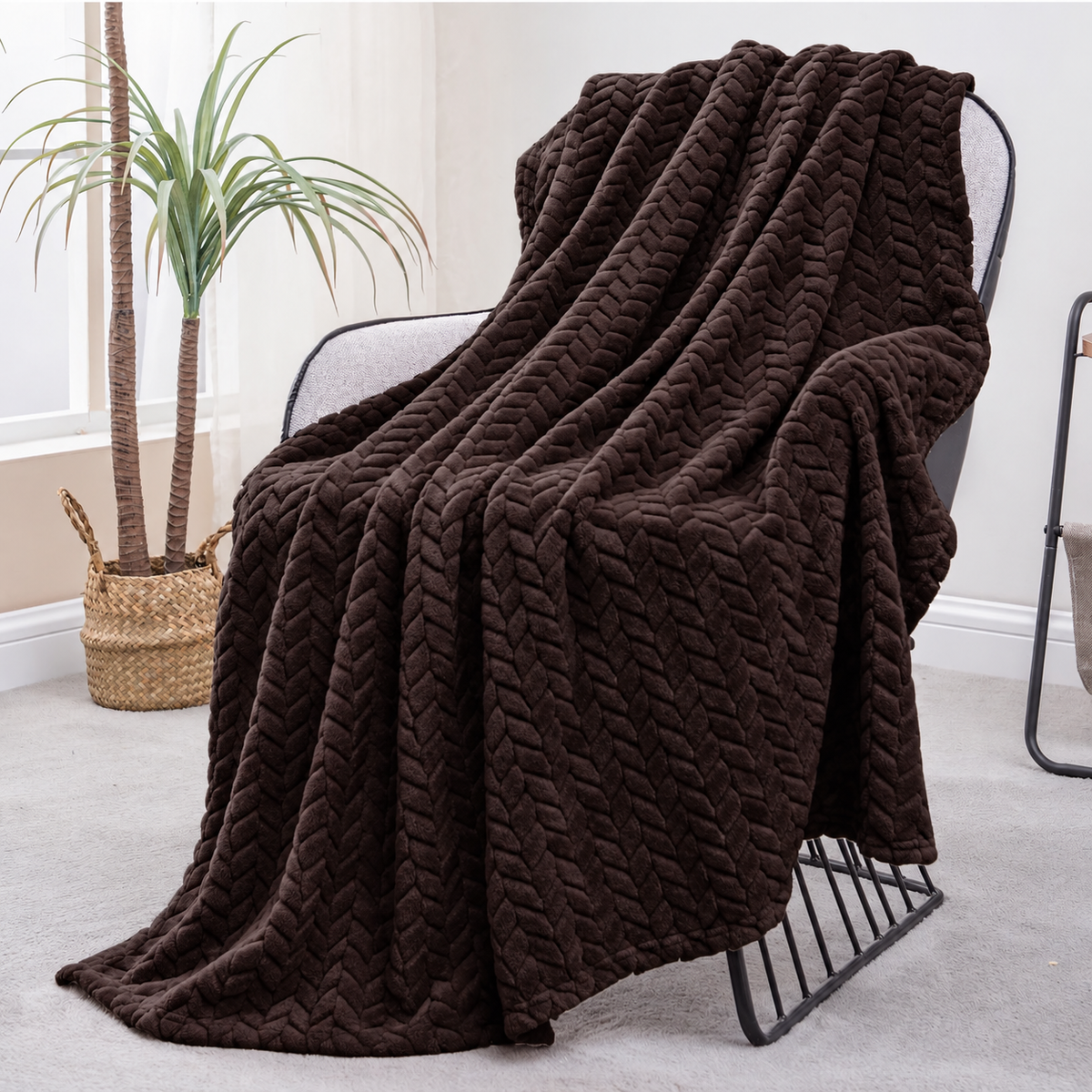 Plush Jacquard Throw